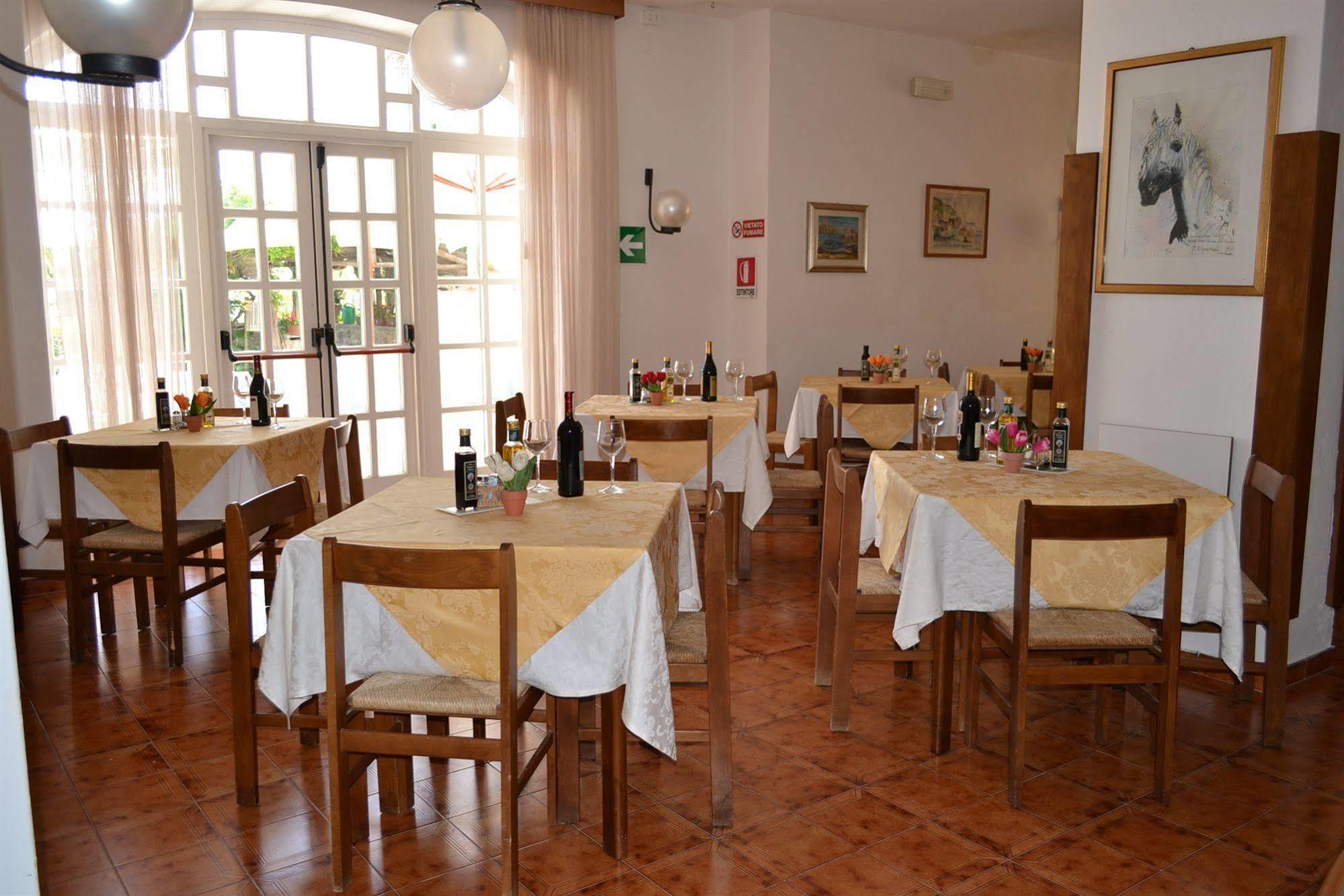 Hotel Villa Bina Sant'Angelo  Eksteriør bilde